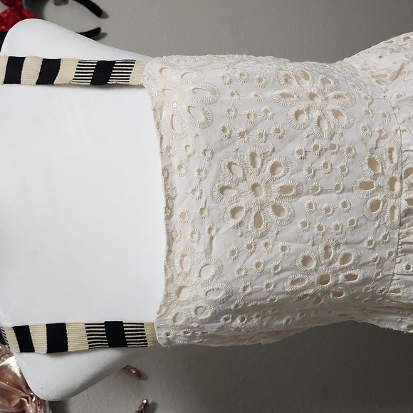 Desigual Swiss Embroidery Dress - Picture 6 of 10